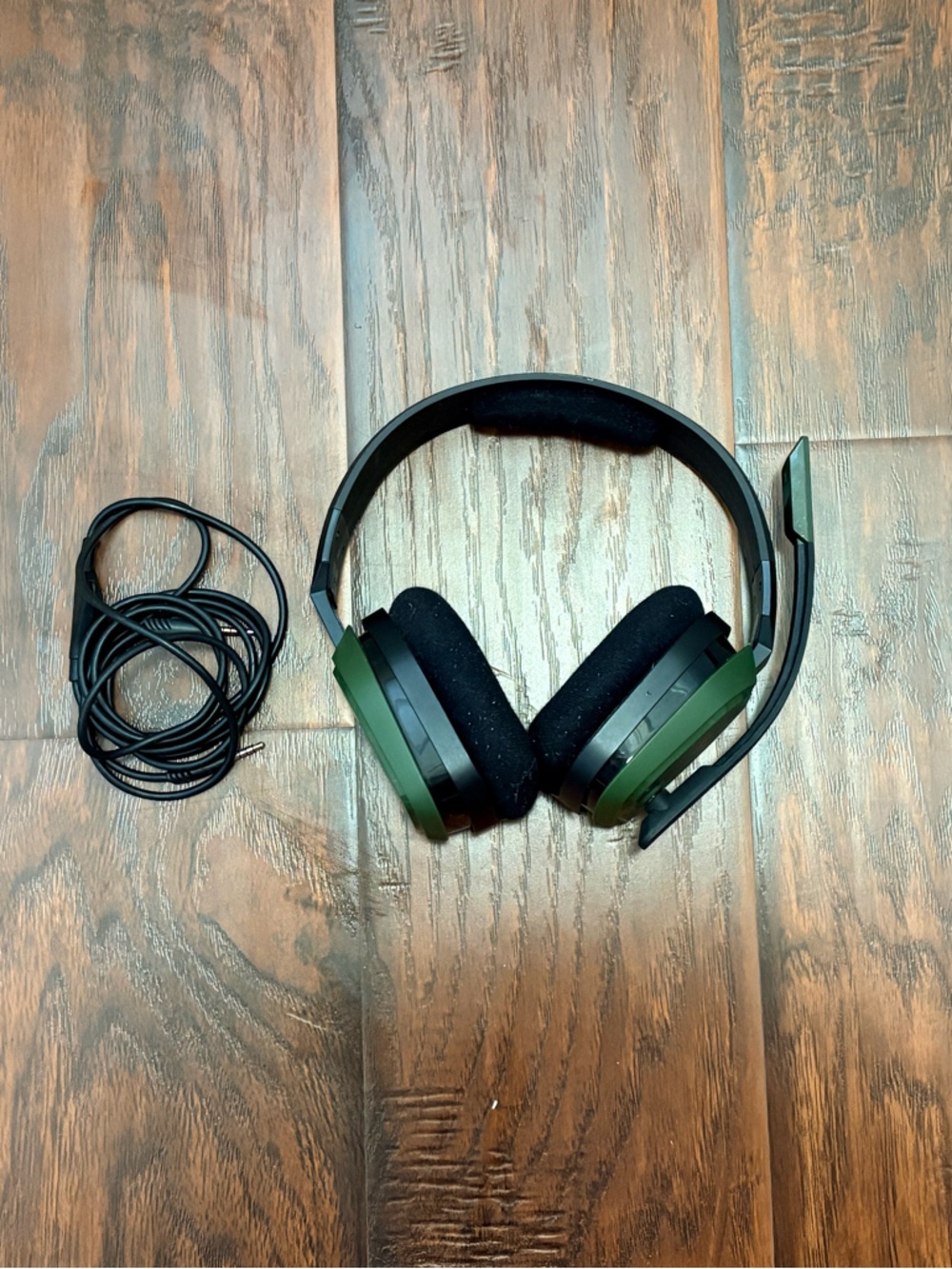 Astro A10 Call of Duty Gaming Headset – Green/Black Wired Mic 🎧 (PS/Xbox/PC)